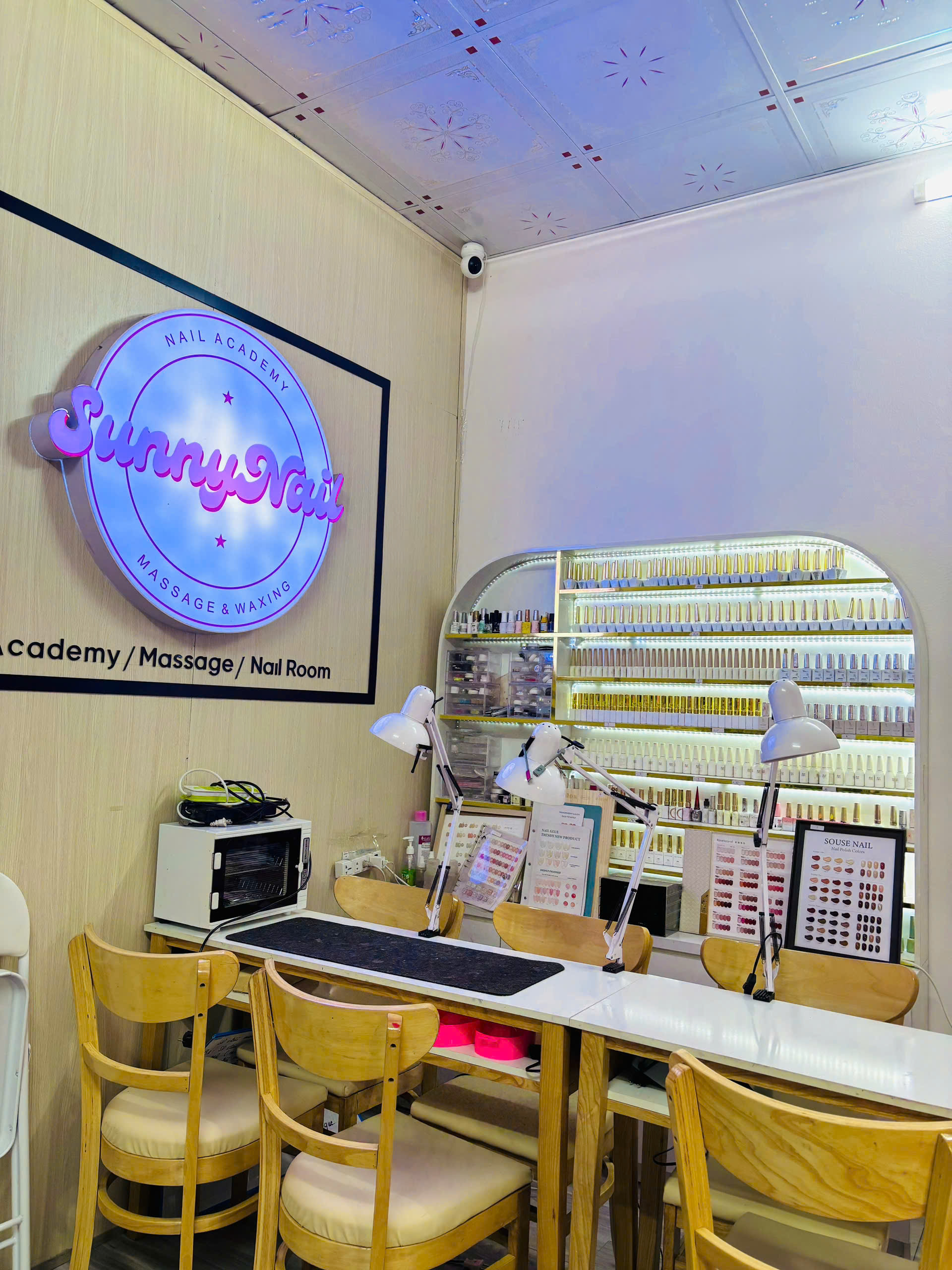 Không gian Sunny Nail